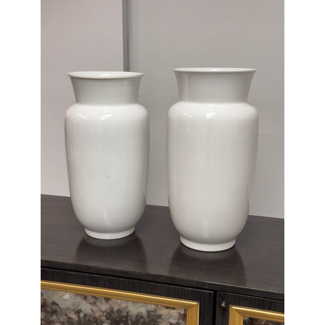 Trude Petri for KPM Berlin Saale Porcelain Vases, Pair For Sale - Image 9 of 12