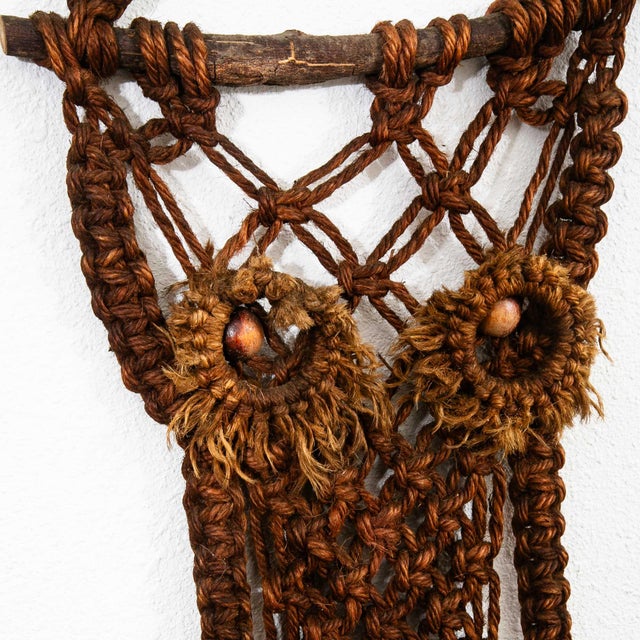 1970s Mid Century Modern Macramé Owl American Artisan Hanging Original Wall Art Custom For Sale - Image 5 of 8