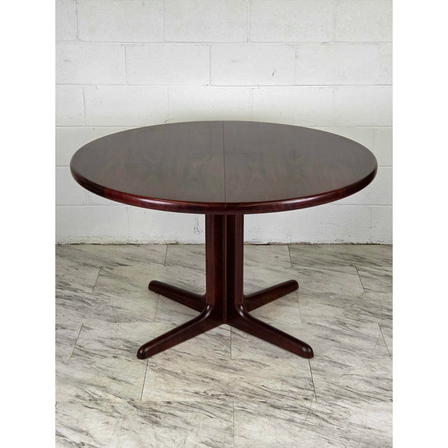 Late 20th Century Danish Rosewood Dining Table Attributed to Skovby For Sale - Image 9 of 10