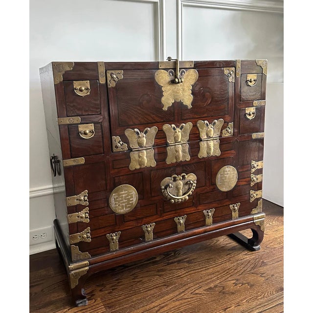 Fine Antique Korean Wedding Bandaji Chest Joseon Dynasty For Sale - Image 9 of 12