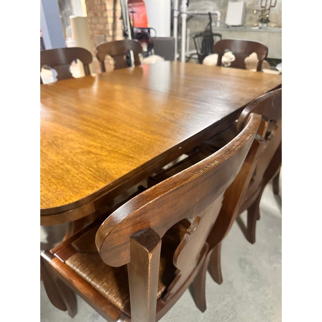 Mid 20th Century Mid 20th Century Drexel “New Travis Collection” Mid‑Century Colonial Revival Solid Maple Dining Set For Sale - Image 5 of 10