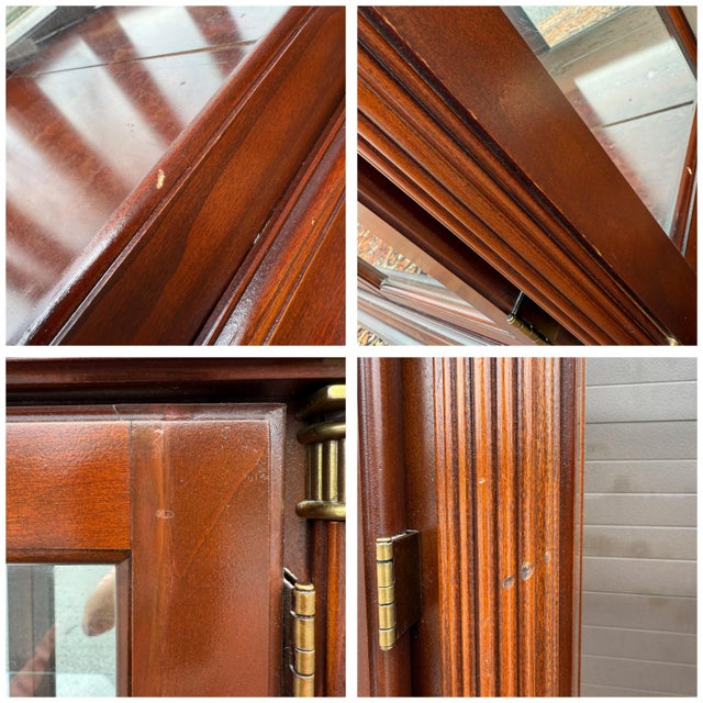 1990s Philip Reinisch Federal Style Carved Cherry Mirrored Curio or Display Cabinet For Sale - Image 14 of 15