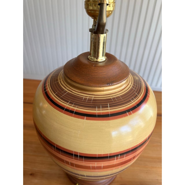 Beige Mid 20th Century Chinese Pottery Table Lamp With Real Wood Accents For Sale - Image 8 of 9
