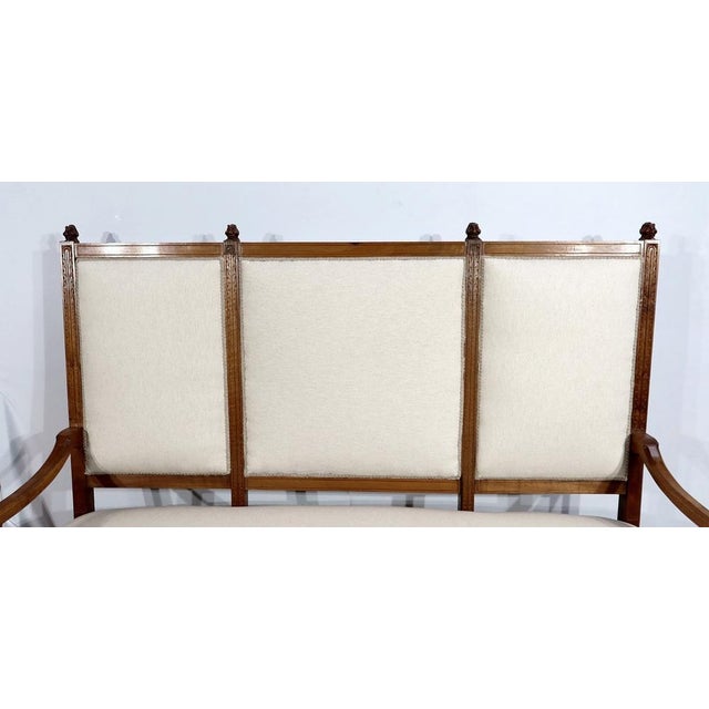 Renaissance Style Bench in Walnut, Late 19th Century For Sale - Image 5 of 18