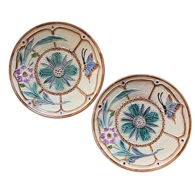 Majolica Flowers and Butterfly Plates from Wasmuel, 1890s, Set of 2 For Sale - Image 10 of 10
