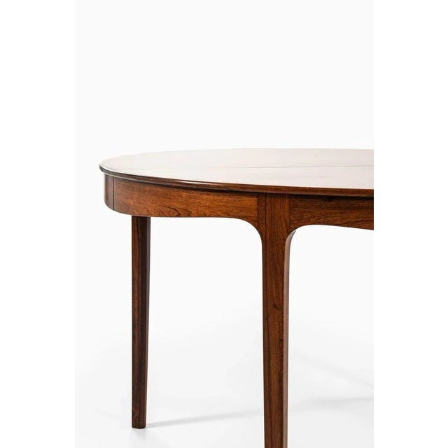 1940s Dining Table in Rosewood attributed to Ole Wanscher, 1945 For Sale - Image 5 of 10