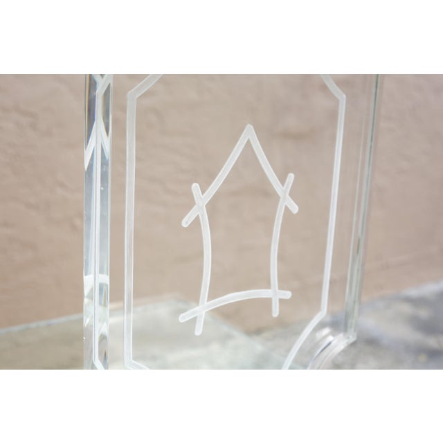 Textile Vintage Lucite Pagoda Table Lamp For Sale - Image 7 of 11