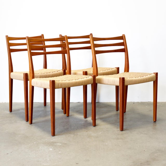 Dimensions: Origin: Markaryd, Sweden Designer: Unknown Manufacturer: Svegards Markayd Year: ca 1950s Materials: Teak,...