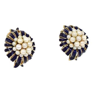 Mid 20th Century Pair of Pearl Cluster Blue Enamel 18k Yellow Gold Clip On Earrings For Sale