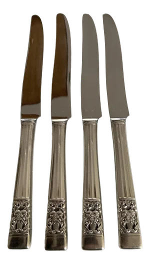 Vintage Community Plate Silver Plated "Coronation"Pattern Dinner Knives S/4