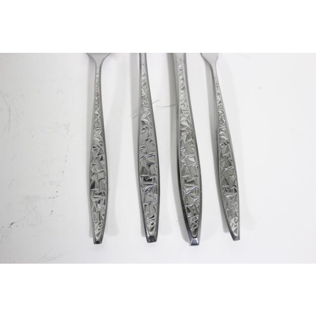 Metal 1970s Mid Century Modern Japanese Stainless Steel Brutalist Flatware Set- 19 Pieces For Sale - Image 7 of 10