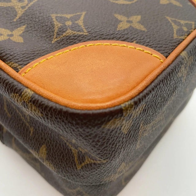 1980s Louis Vuitton Amazon M45236 Shoulder Bag For Sale - Image 16 of 18
