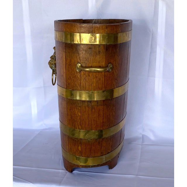 Late 19th Century Late 19th Century English Oak Barrel With Brass Bands Umbrella Stand For Sale - Image 5 of 11