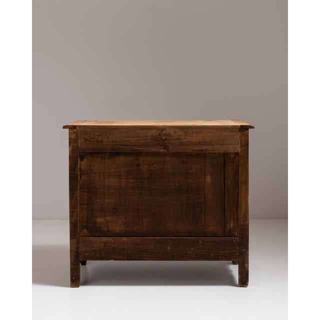 Early 20th Century Beige French Carved Chest of Drawers For Sale - Image 14 of 15