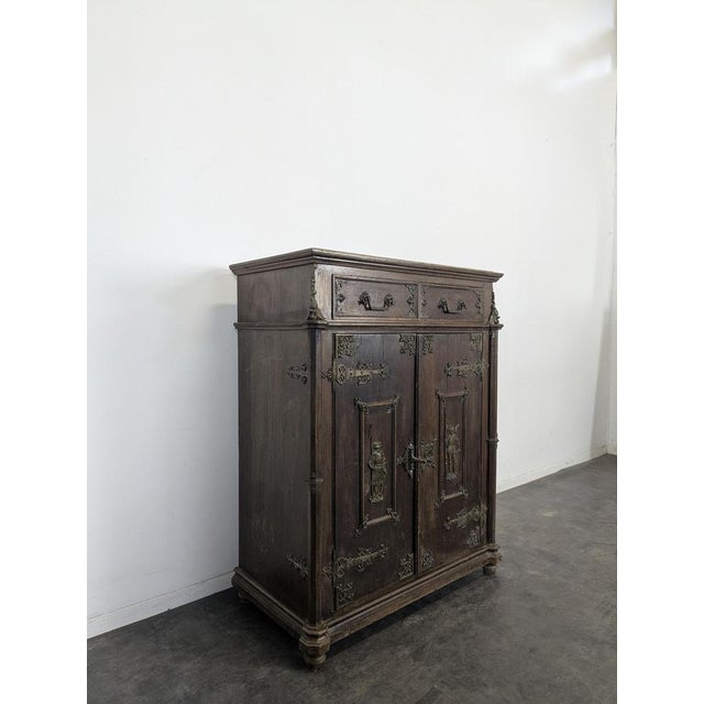 Neo-Gothic Cabinet in Bronze attributed to Mr. Ringell For Sale - Image 8 of 15