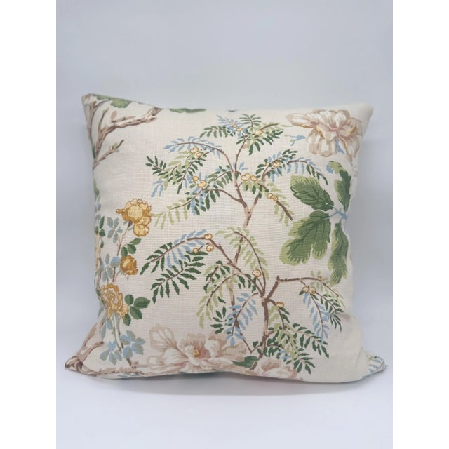 Elevate your space with timeless elegance using this handmade 20" x 20" pillow cover crafted from Lee Jofa’s exquisite...