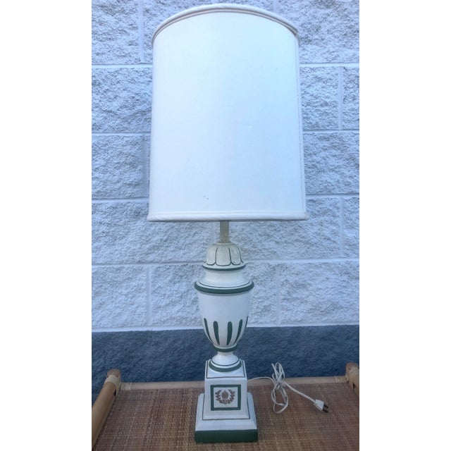 Italian Mid Century Neoclassical Tole Pedestal Urn Wreath Table Lamp For Sale - Image 12 of 13