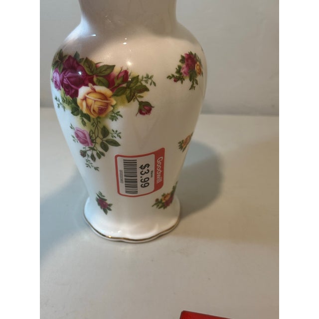 1962 Royal Albert Old Country Roses 7" Porcelain Vase Bone China For Sale - Image 11 of 12