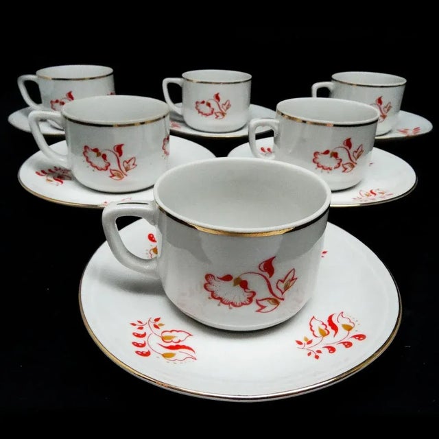 1930s Art Deco Coffee Cups and Saucers from Ćmielów Factory, Poland, 1930s, Set of 12 For Sale - Image 5 of 7