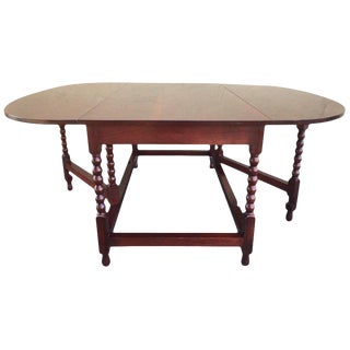 American Sheraton Cherry Acanthus Carved Drop-Leaf Table, Circa 1820 For Sale