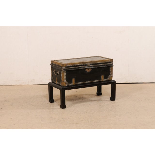 Chinese 19th C. Raised Trunk (Drinks Table) For Sale - Image 4 of 10