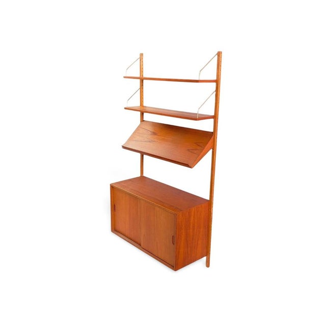 Brown Mid-Century Modern Chicken Wall Unit by Cadovius, 1960 For Sale - Image 8 of 8
