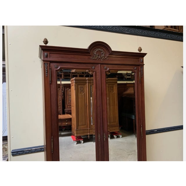 Antique Art Nouveau Cabinet in Walnut, 1900 For Sale - Image 9 of 11