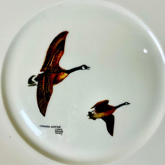 1950s Vintage Americana Adirondack Arts & Crafts Fowl Game Birds Dinner Plates - Set of 12, Lynn Bogue Hunt For Sale - Image 6 of 16