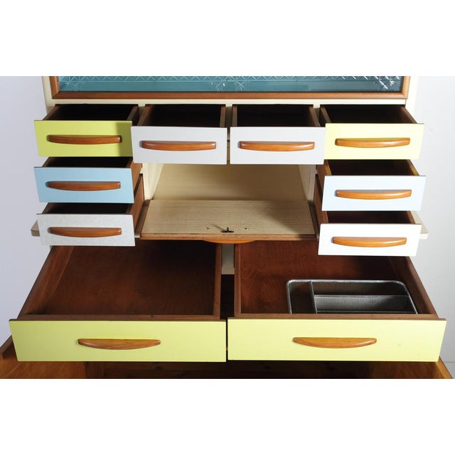 Mid-Century Formica Credenza with Crystal Cut Glass Doors, 1950s For Sale - Image 6 of 18