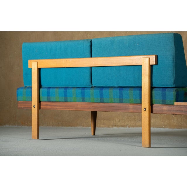 Vintage Svane Daybed Sofa by Ingmar Relling for Ekornes, Norway, 1970s, in Very Good conditions. Designed 1970 to 1979