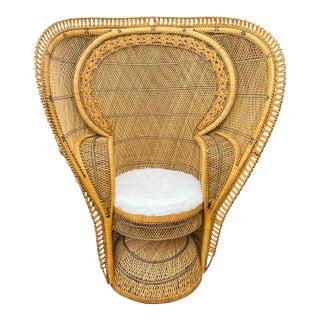 Vintage Rattan Anglo-Indian Cobra Peacock Chair For Sale