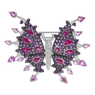 18K White Gold 1.00 Cttw Diamond, Ruby Sapphire, and Amethyst Mixed Gemstone Butterfly Brooch Pin (G-H Color, VS1-VS2 Clarity) For Sale