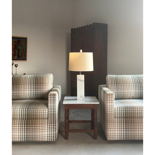 Mid-Century Modern Minimalist White Marble Plinth Table Lamp Knoll-Style (After Nessen) For Sale - Image 3 of 18