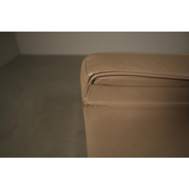 Lounge Chair by Florence Knoll Bassett for Knoll Inc. / Knoll International, 1960s For Sale - Image 11 of 16