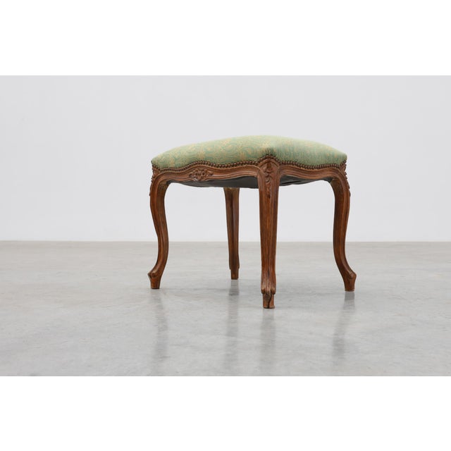 French Louis XV Stool with Carved Floral Apron and Original Damask Upholstery, 1890s For Sale - Image 4 of 11