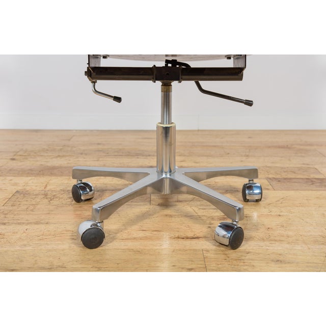 Mid-Century Swivel Office Chair by Gordon Russell, United Knigdom, 1970s For Sale - Image 16 of 18