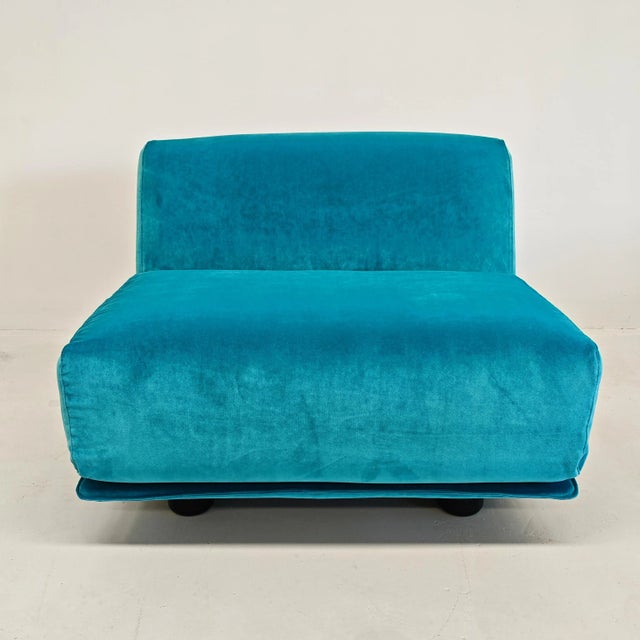 Large Modular Sofa in Light Blue Velvet by Vico Magistretti for Cassina, 1980s, Set of 8 For Sale - Image 12 of 18