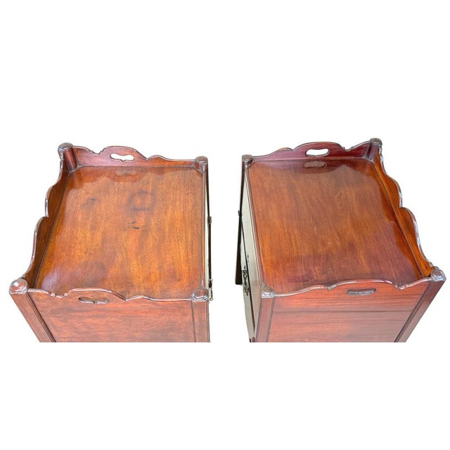 Georgian Mahogany Nightstands, 1760, Set of 2 For Sale - Image 4 of 17