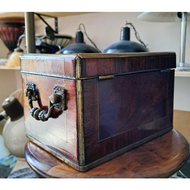 Small Victorian Travel Box in Mahogany and Brass, 1800s For Sale - Image 9 of 14