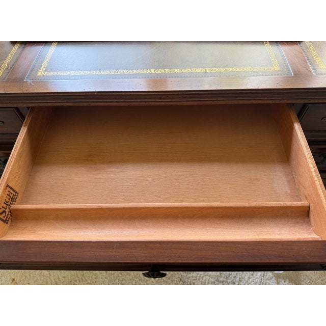 Vintage Mid-Century Sligh French Provincial Gold-Tooled Leather Top Writng Desk For Sale - Image 10 of 12
