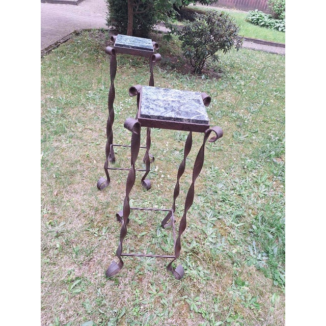 Brutalist Garden Columns in Wrought Iron and Veined Marble, Set of 2 For Sale - Image 6 of 16