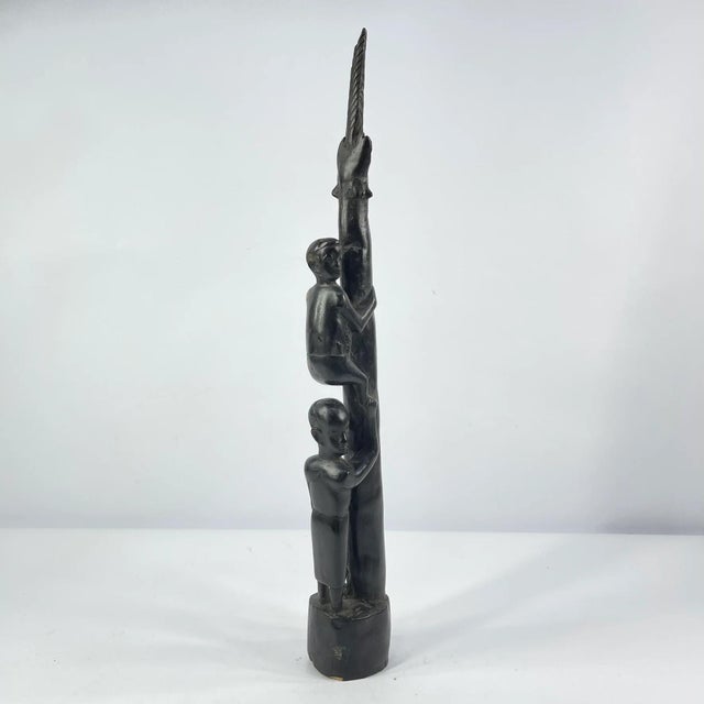 African Early 20th Century Makonde Tree Climbing Figure Tanzania MATTER COLLECTION For Sale - Image 3 of 8