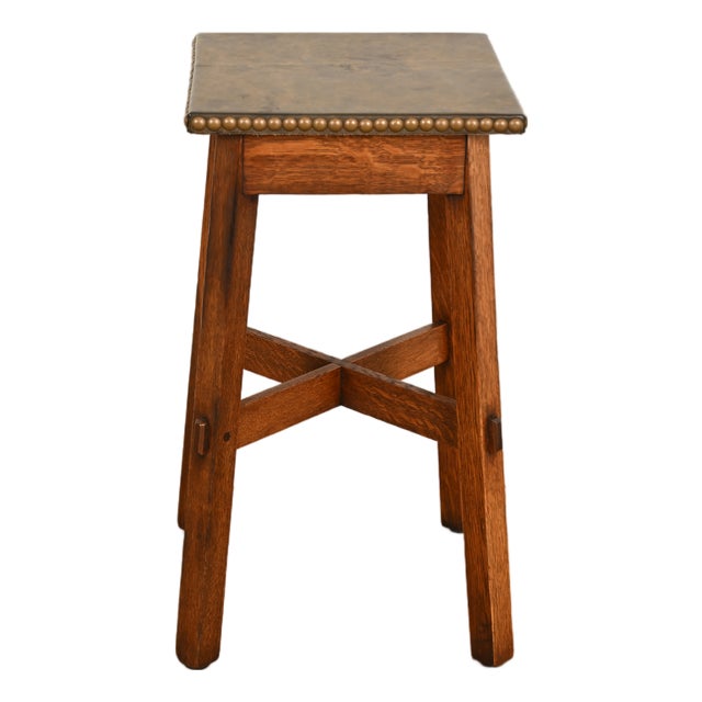 Stickley Brothers Antique Mission Oak Arts & Crafts Leather Top Tabouret Side Table, Circa 1910 For Sale