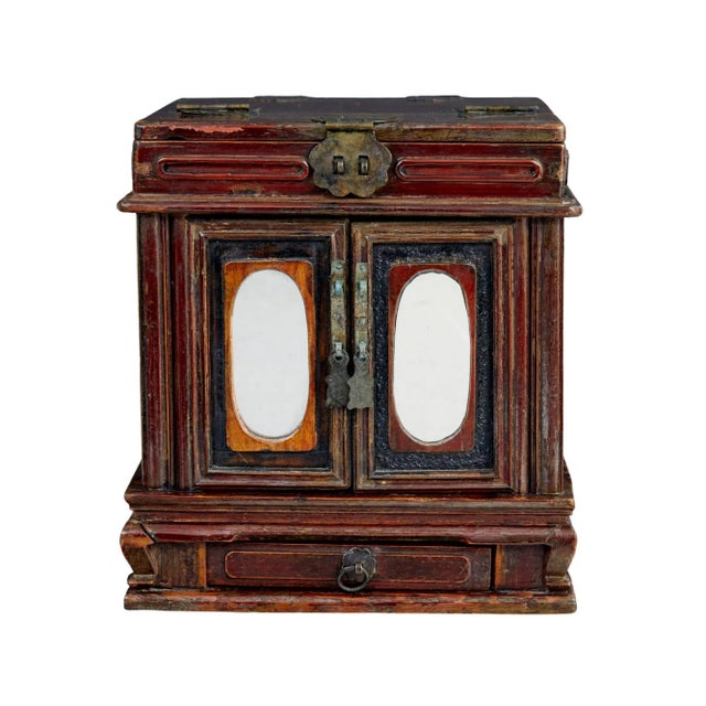Early 20th Century Lacquered Vanity Box For Sale - Image 6 of 8