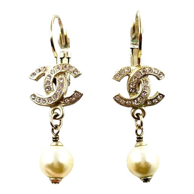 Chanel Gold CC Pink Crystal Pearl Dangle Lever Back Earrings - 2 Pieces For Sale