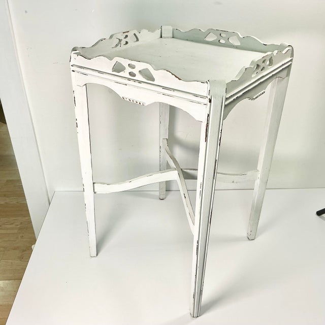 Vintage Shabby Chic Farmhouse Chippy Paint Wood Gallery Side Table. For Sale - Image 10 of 15