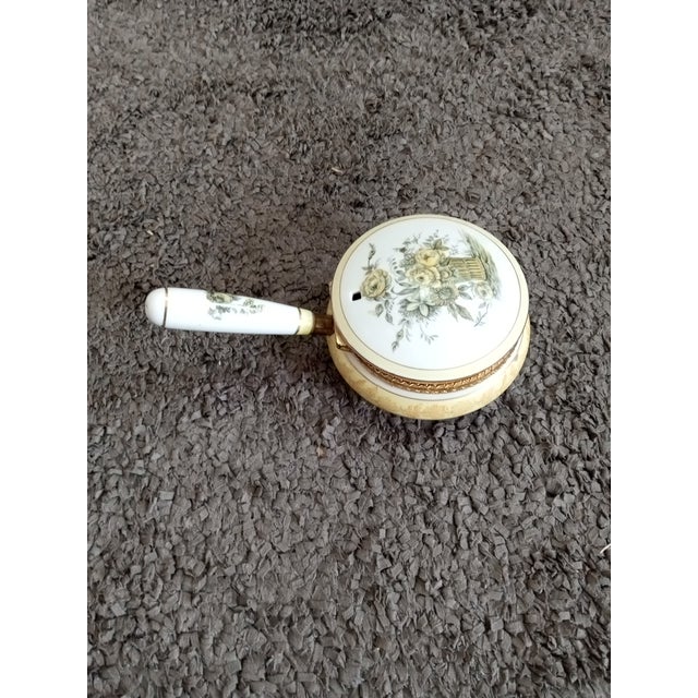 American 1960s Isco Hand Painted Silent Butler For Sale - Image 3 of 6