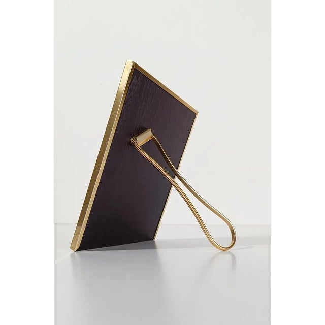 Italian Picture Frame in Gilded Aluminum and Faux Burl Formica in the style of Mascagni, 1970s For Sale - Image 9 of 17