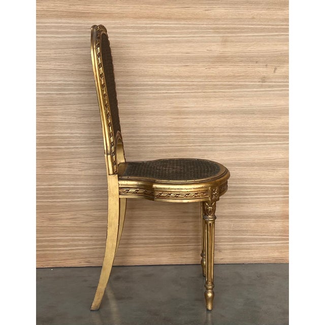 French Pair of Early 20th Century French Louis XVI Style Gilted Dining Chairs with caned seats For Sale - Image 3 of 18