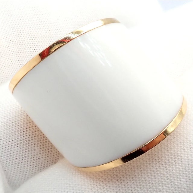1990s Vhernier Rose Gold Vague Crossover Camuration Cacholong Ring Sz 6 For Sale In Philadelphia - Image 6 of 16